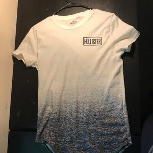 HOLLISTER black/white grain tee